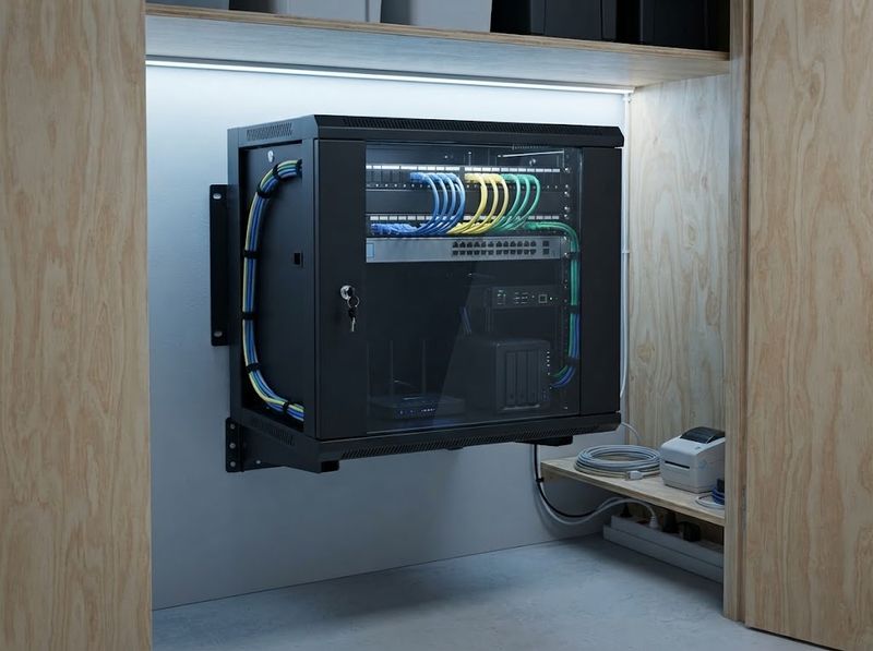 Tedgetal 12U Wall Mount Cabinet with Glass Door